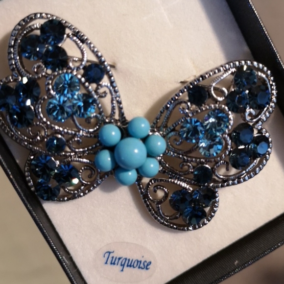 ❤️ Turquoise Silver Butterfly Brooch - Picture 4 of 8